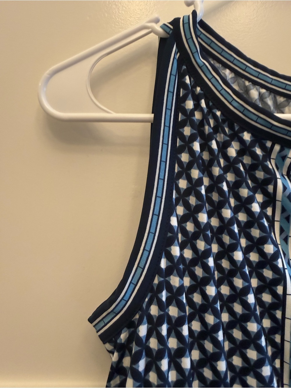 Max Studio Navy and Light Blue Patterned Maxi Dress - Picture 6 of 11
